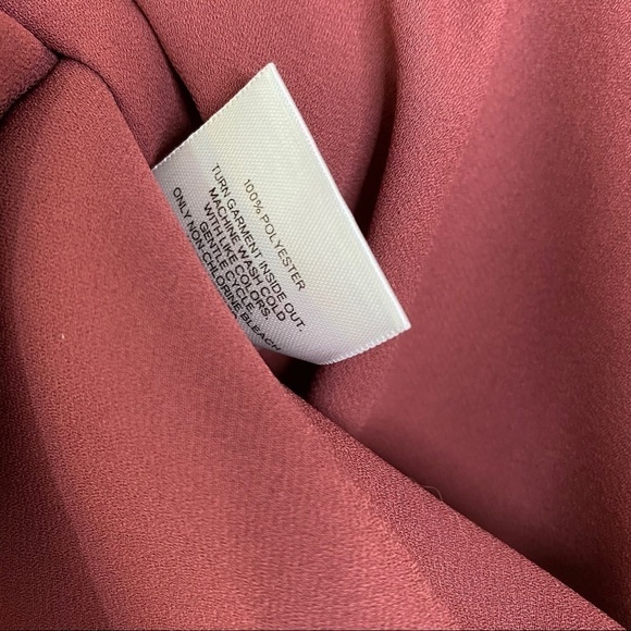 EXPRESS Dusty Rose Popover Tab Sleeve Blouse - Picture 4 of 4